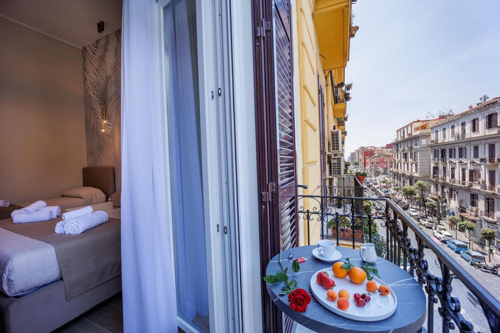 Maria Maruzzella B&B Luxury Suites 那不勒斯 外观 照片