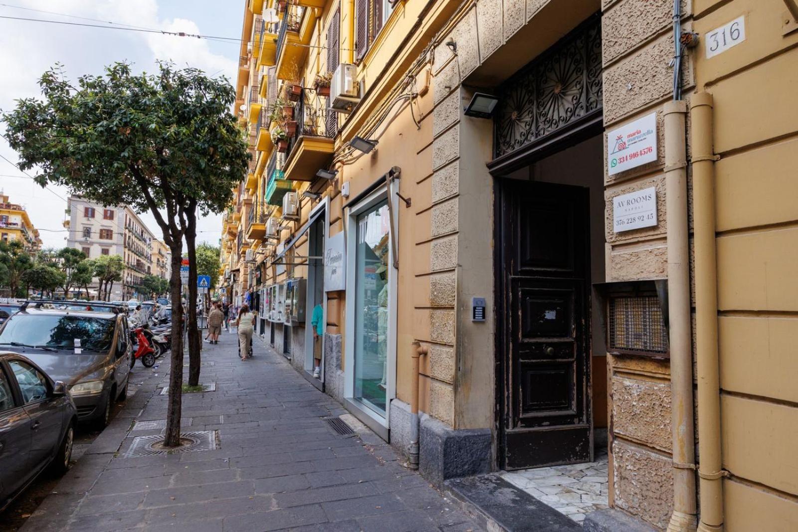 Maria Maruzzella B&B Luxury Suites 那不勒斯 外观 照片
